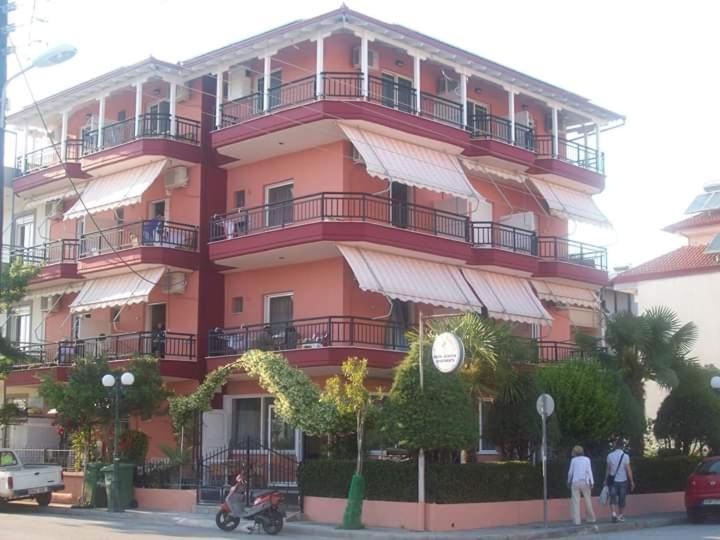 Villa Nikos Paralia Екстер'єр фото